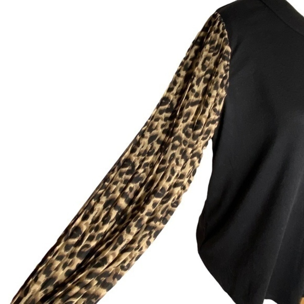 Entro Top Solid Black And Leopard Print Pleated S… - image 6